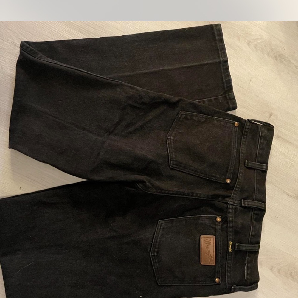 Wrangler Women's High Rise Black Jeans